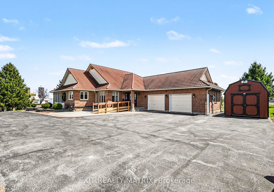 14676-county-43-road-north-stormont-ontario-x13036362