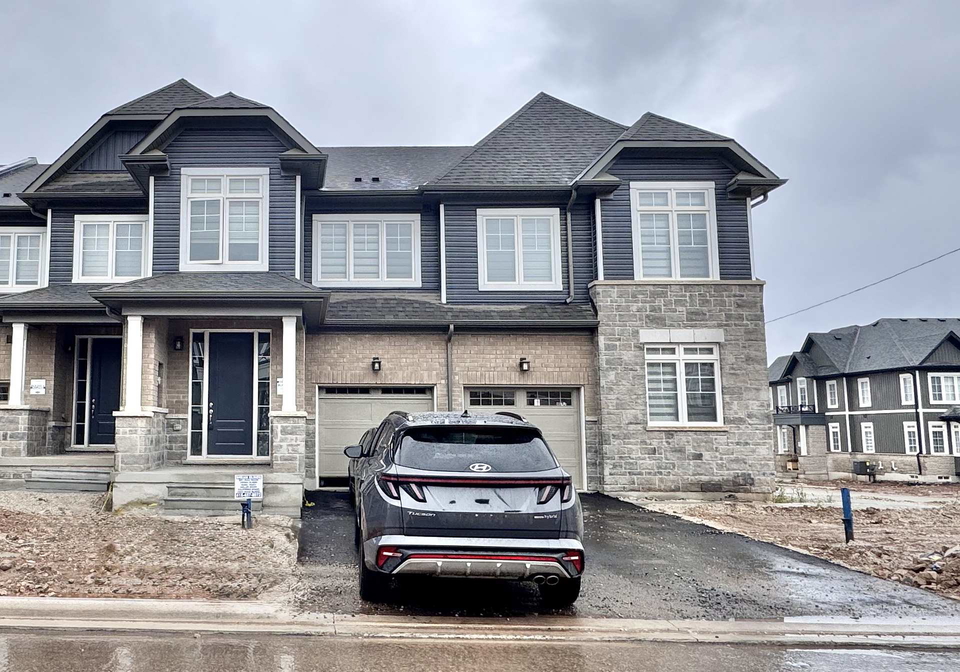 107-mcgill-avenue-erin-ontario-x13036420