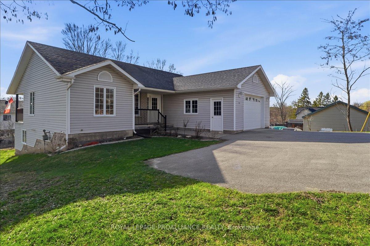 52-horace-avenue-centre-hastings-ontario-x13036458
