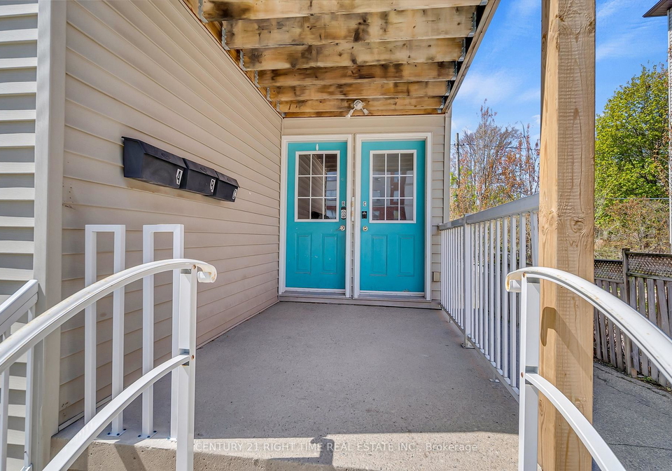 24-columbia-street-kitchener-ontario-x13037054