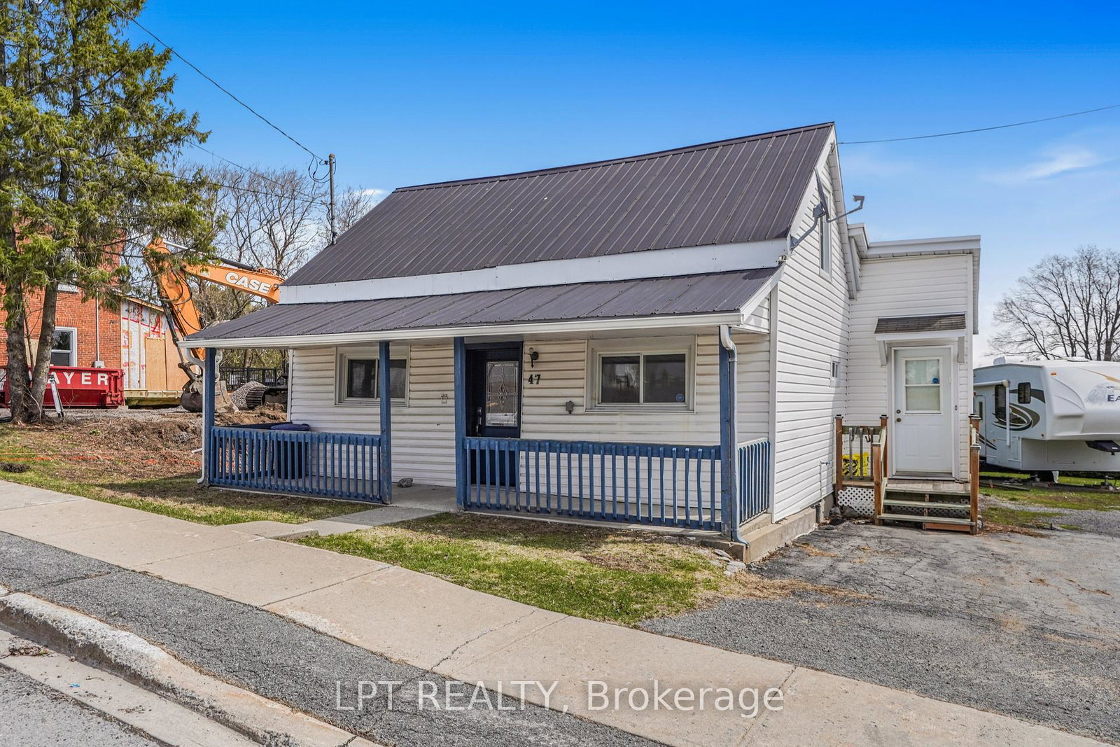 47-bertha-street-e-champlain-ontario-x13037058