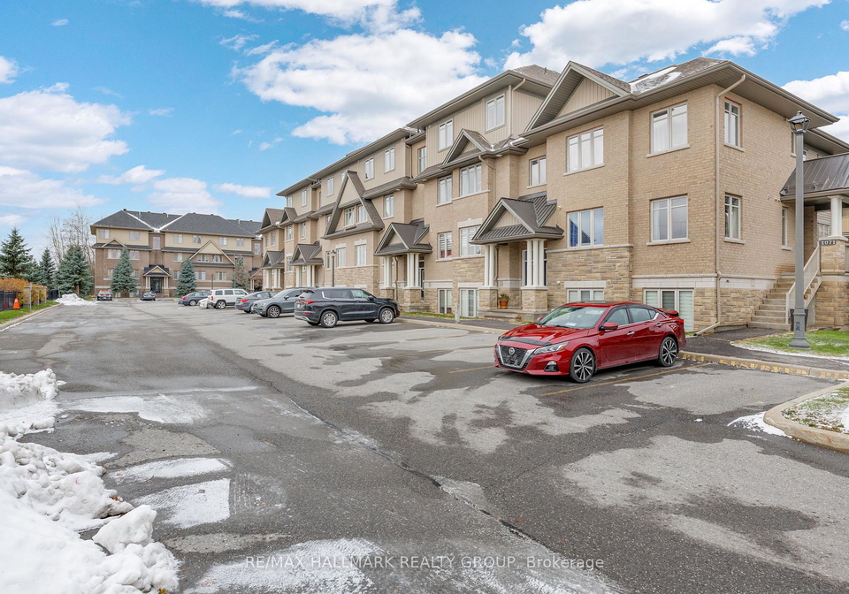 1067-beryl-private-ottawa-ontario-x13037114