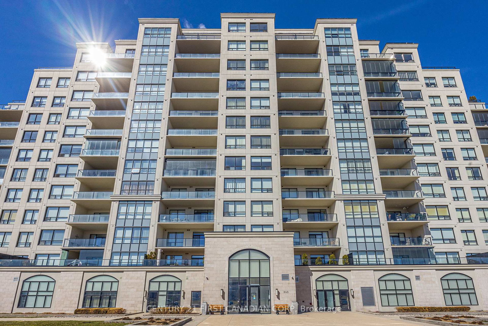 240-villagewalk-boulevard-london-north-ontario-x13037148