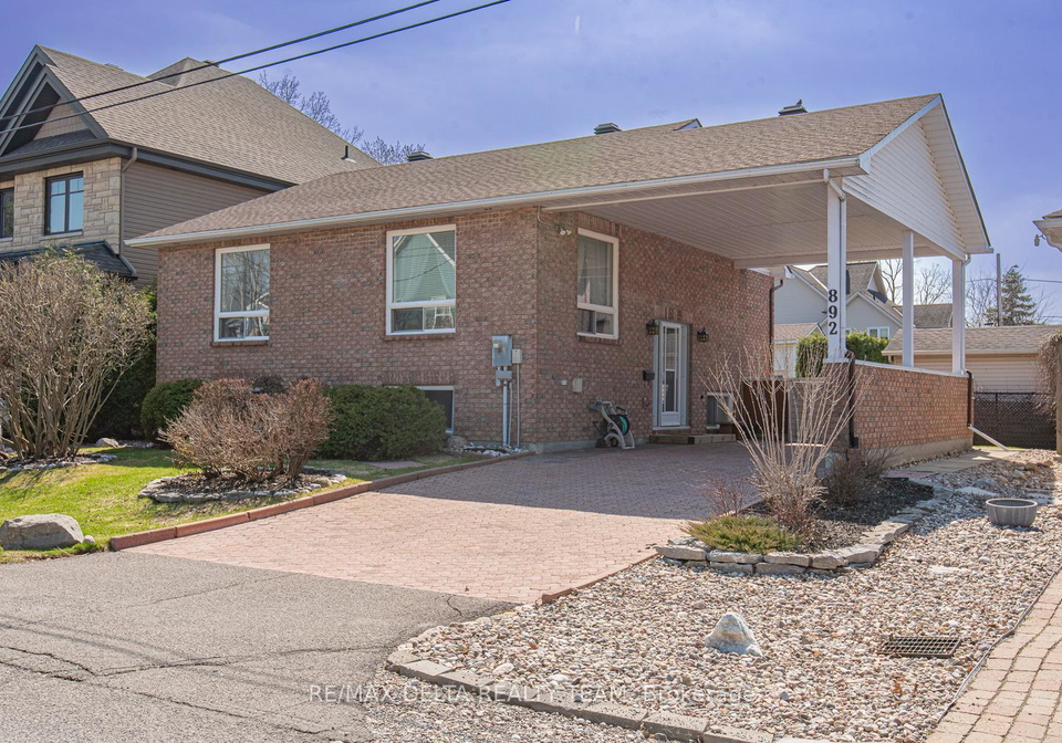 892-beauchamp-avenue-ottawa-ontario-x13037522