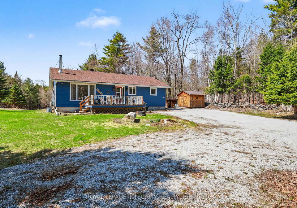 961-11th-concession-road-lanark-highlands-ontario-x13037654