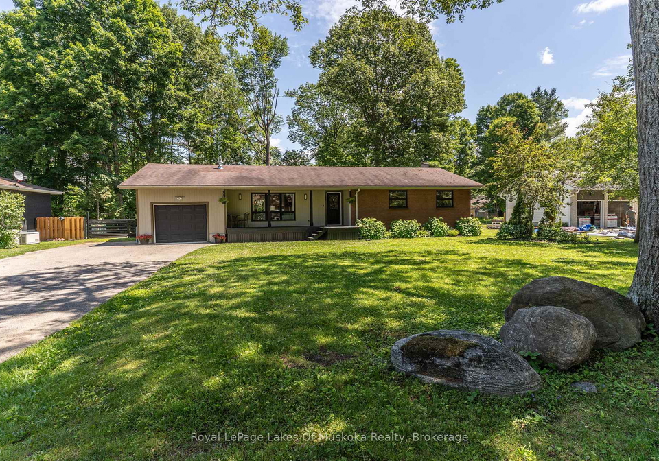 220-alexander-street-gravenhurst-ontario-x13037686