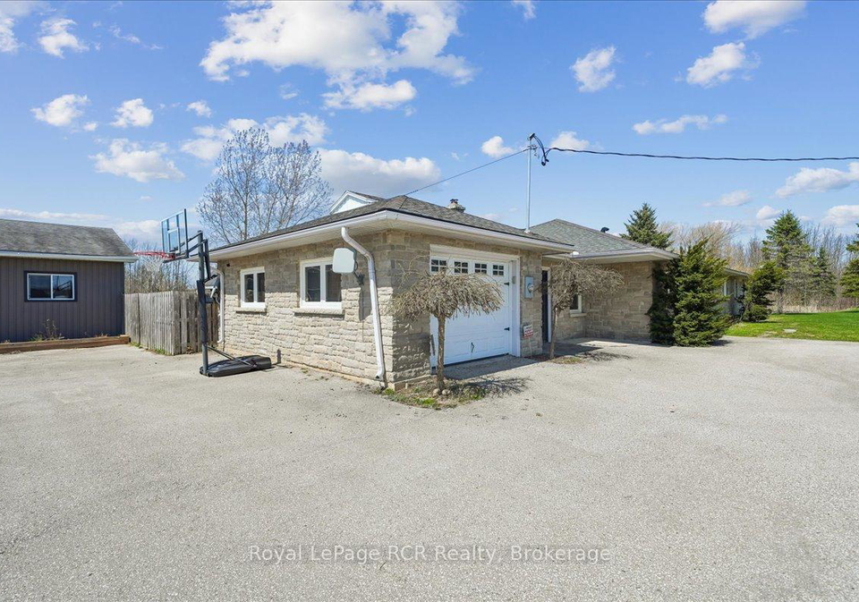 717906-6-highway-georgian-bluffs-ontario-x13037982