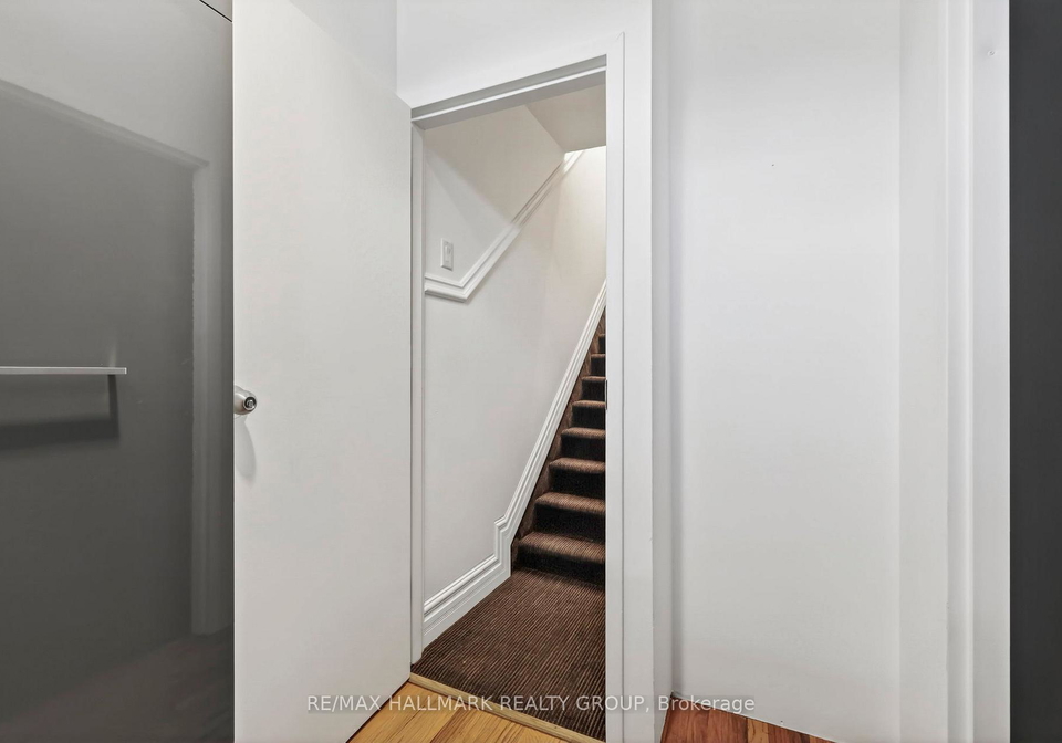 380-booth-street-ottawa-ontario-x13038004