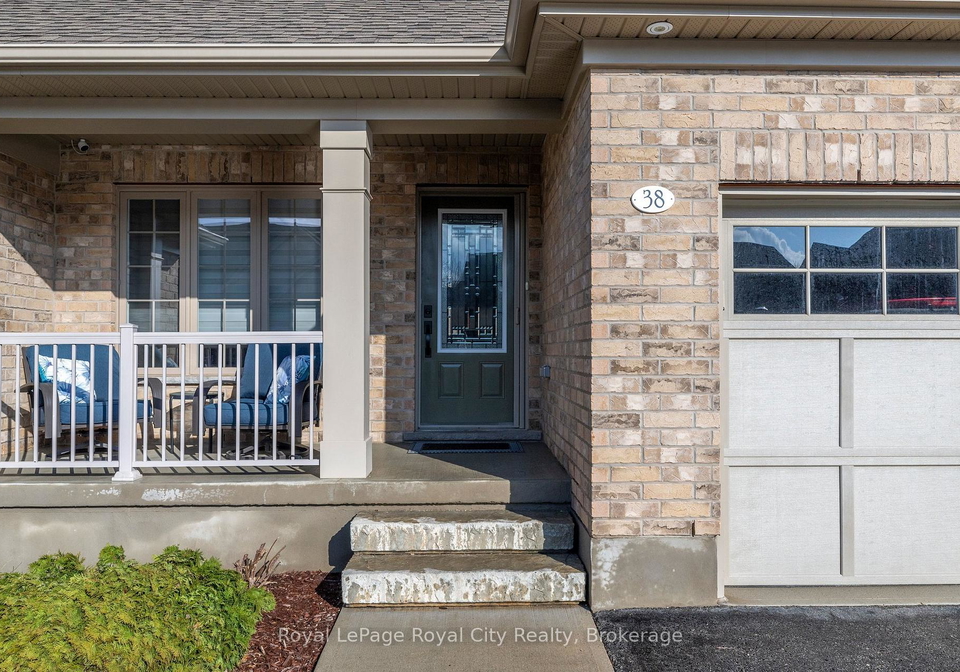 38-juniper-street-guelpheramosa-ontario-x13038144
