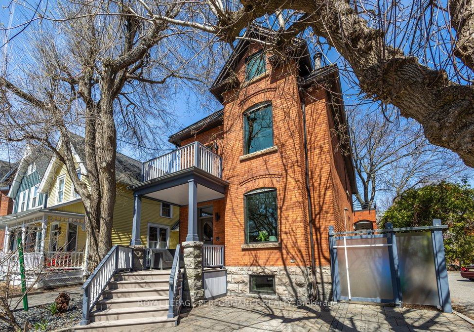 35-waverley-street-ottawa-ontario-x13038310