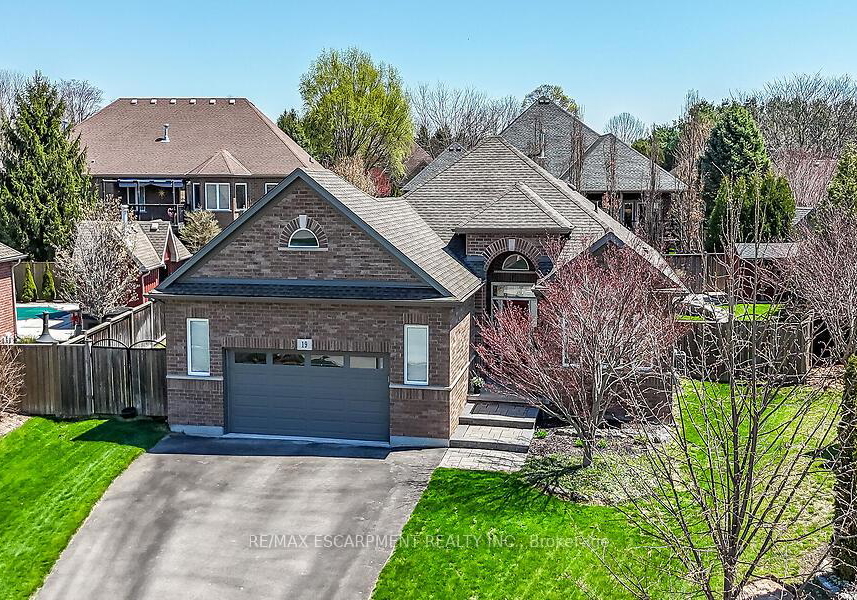 19-lampman-drive-pelham-ontario-x13038416