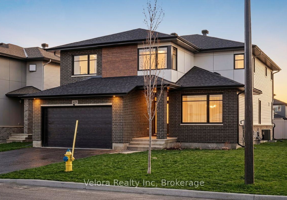 429-gidran-circle-kanata-ontario-x13038526
