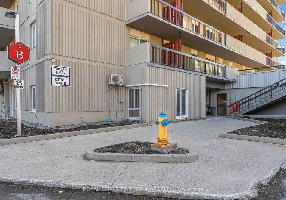 158-b-mcarthur-avenue-ottawa-ontario-x13038542