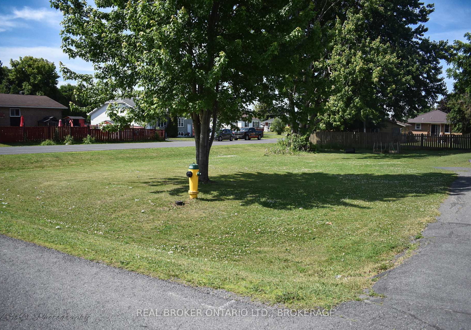 3300-poirier-avenue-cornwall-ontario-x13038668