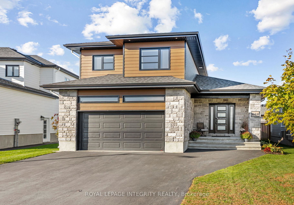 204-hybrid-street-russell-ontario-x13039074