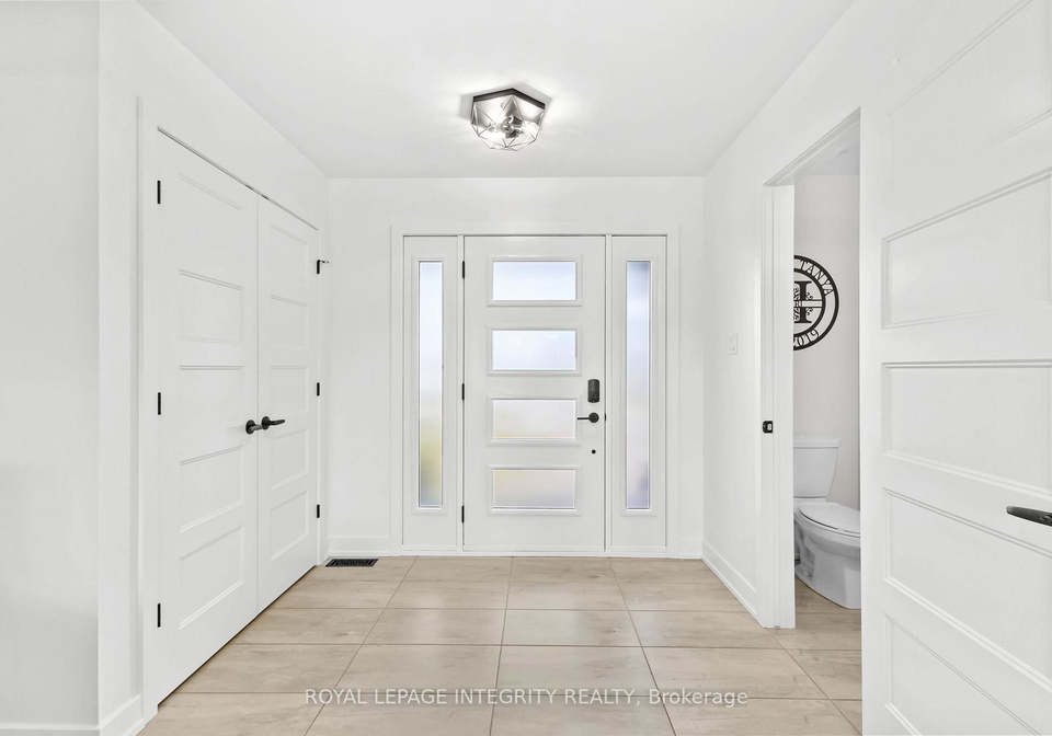 204-hybrid-street-russell-ontario-x13039074