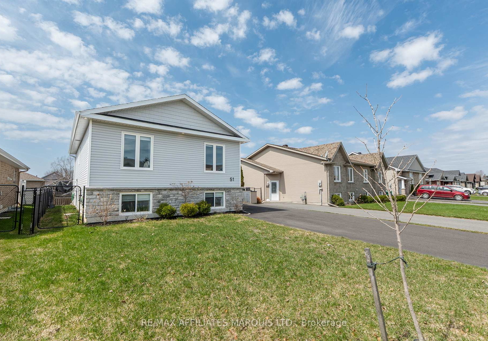 51-forestdale-crescent-cornwall-ontario-x13039104