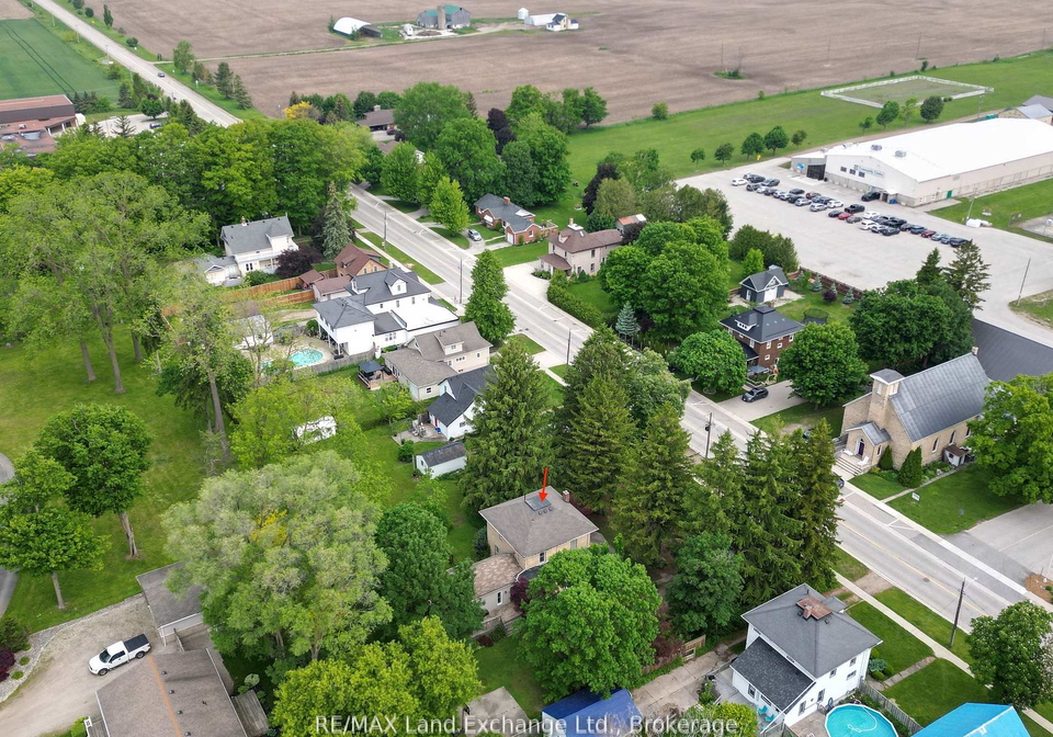 20-queen-street-huron-kinloss-ontario-x13039106