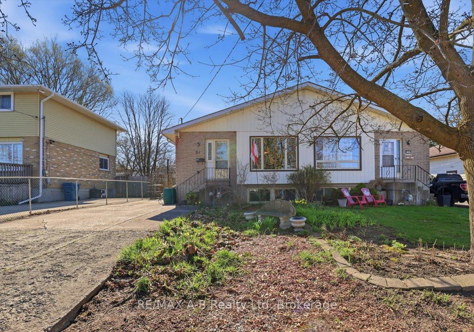 31-cedar-street-e-stratford-ontario-x13039222