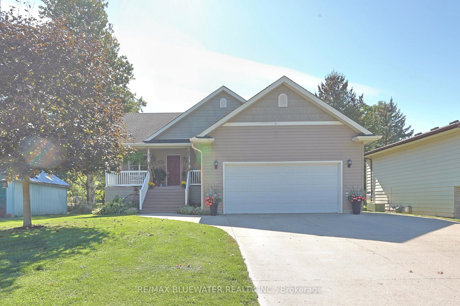 117-duke-street-north-middlesex-ontario-x13039250
