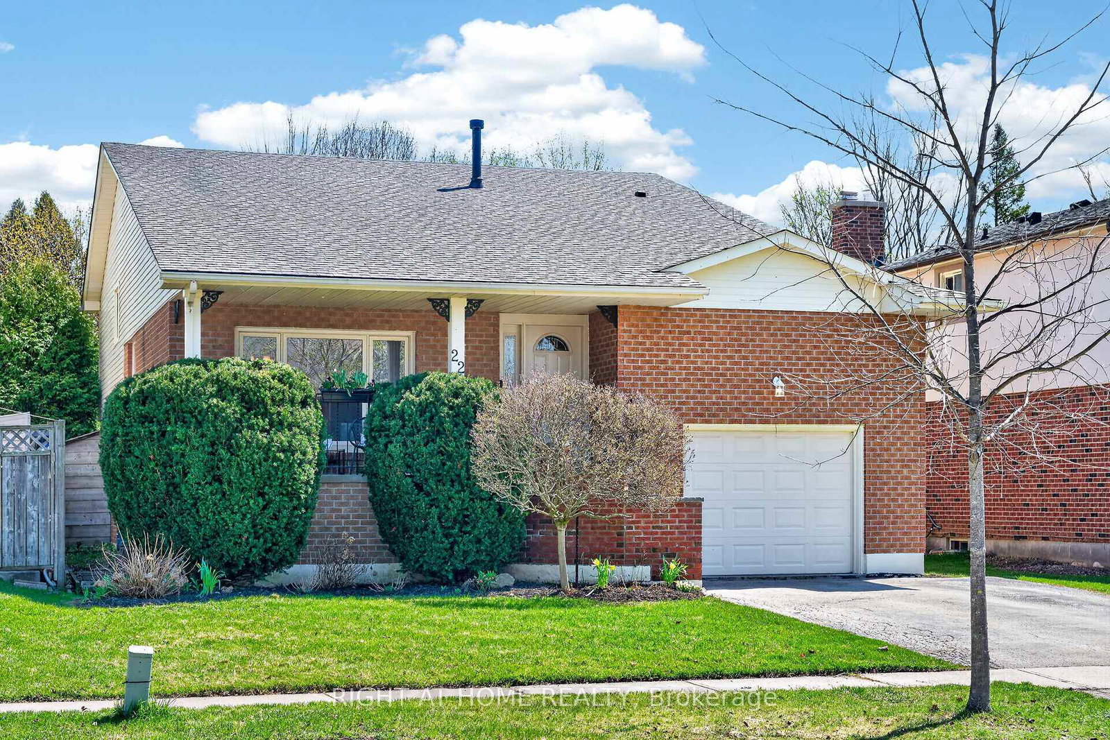 22-vance-crescent-hamilton-ontario-x13039256