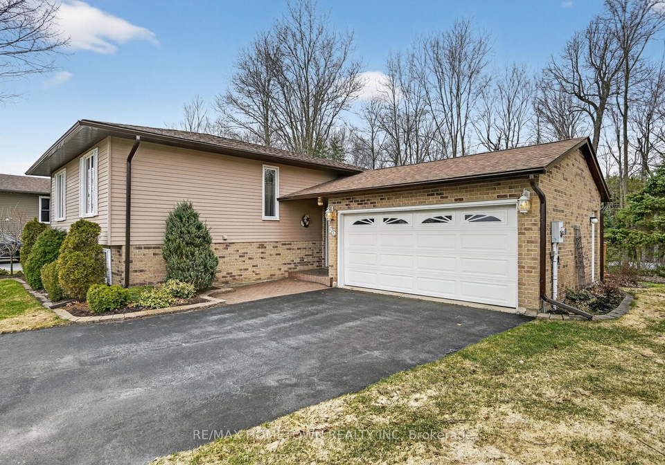56-cambridge-crescent-brockville-ontario-x13039406