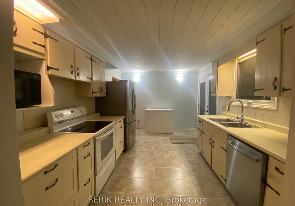 22-cliff-avenue-huntsville-ontario-x13039408