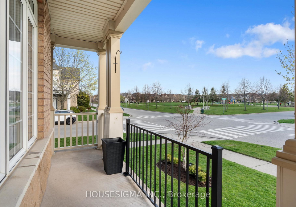3-kingspoint-circle-hamilton-ontario-x13039430