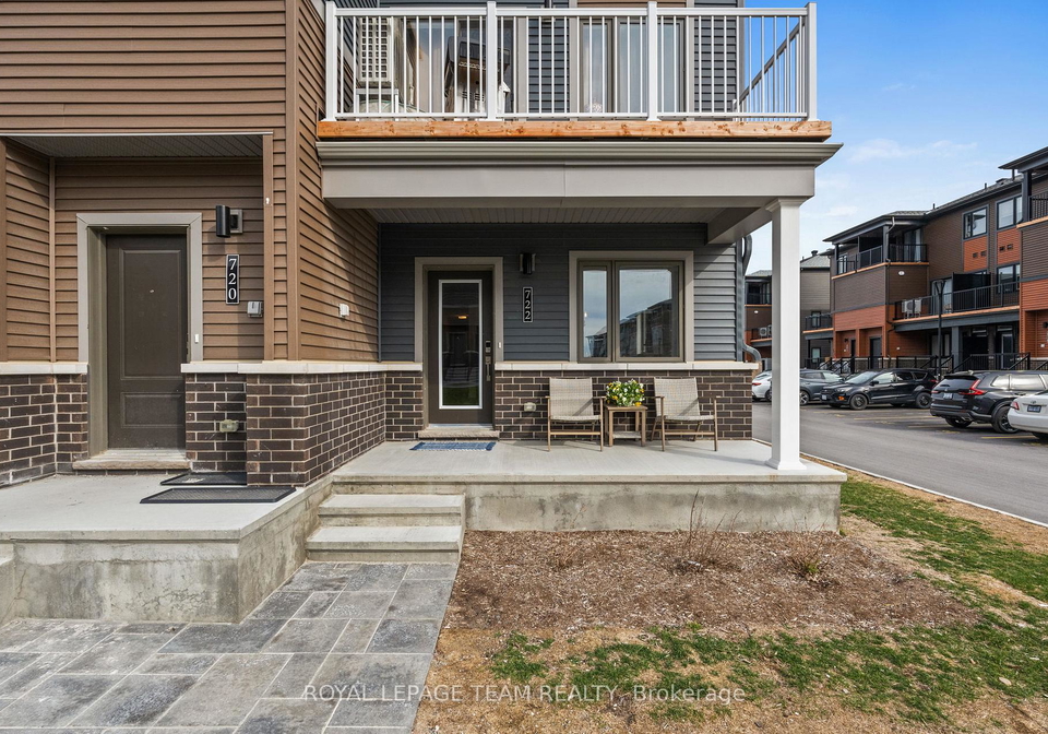 722-parnian-private-ottawa-ontario-x13039594