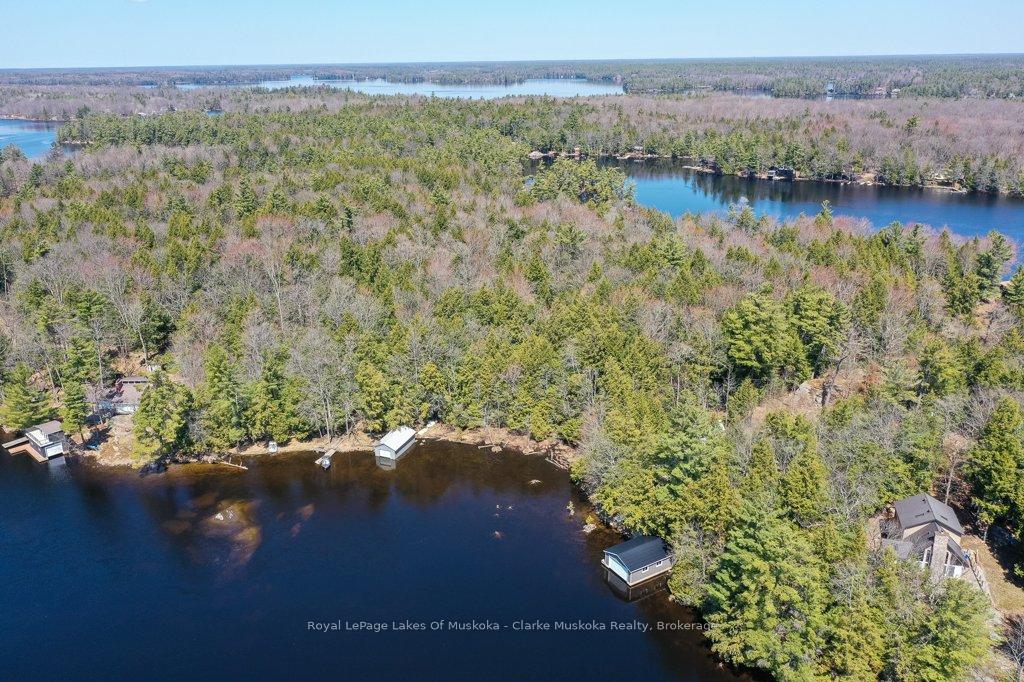 is-120-severn-river-island-georgian-bay-ontario-x13039618