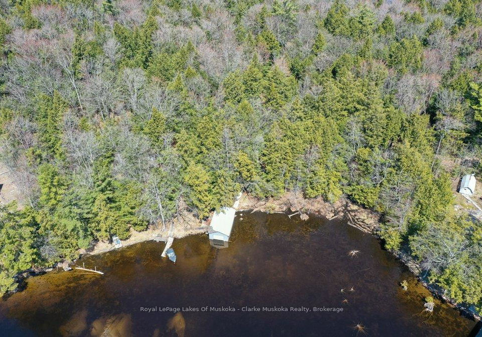 is-120-severn-river-island-georgian-bay-ontario-x13039618