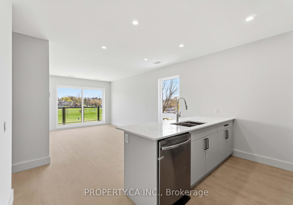 8-hutt-lane-thorold-ontario-x13039650