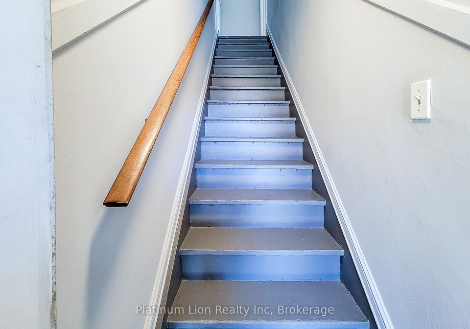 254-emerald-street-n-hamilton-ontario-x13040130
