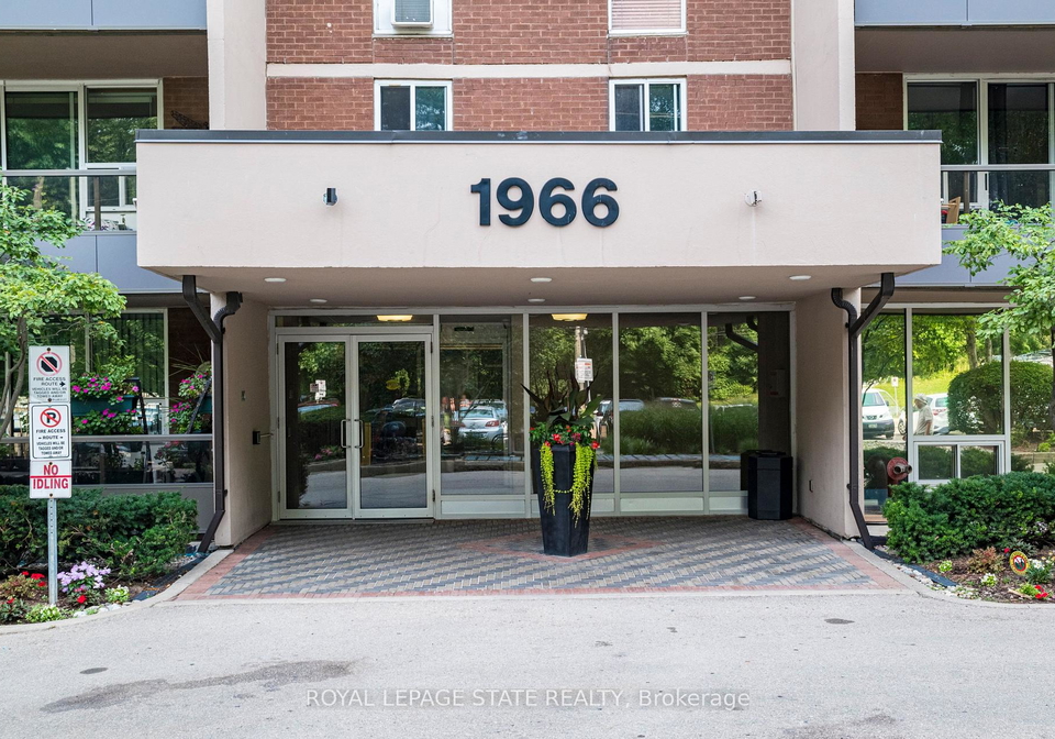 1966-main-street-w-hamilton-ontario-x13040234