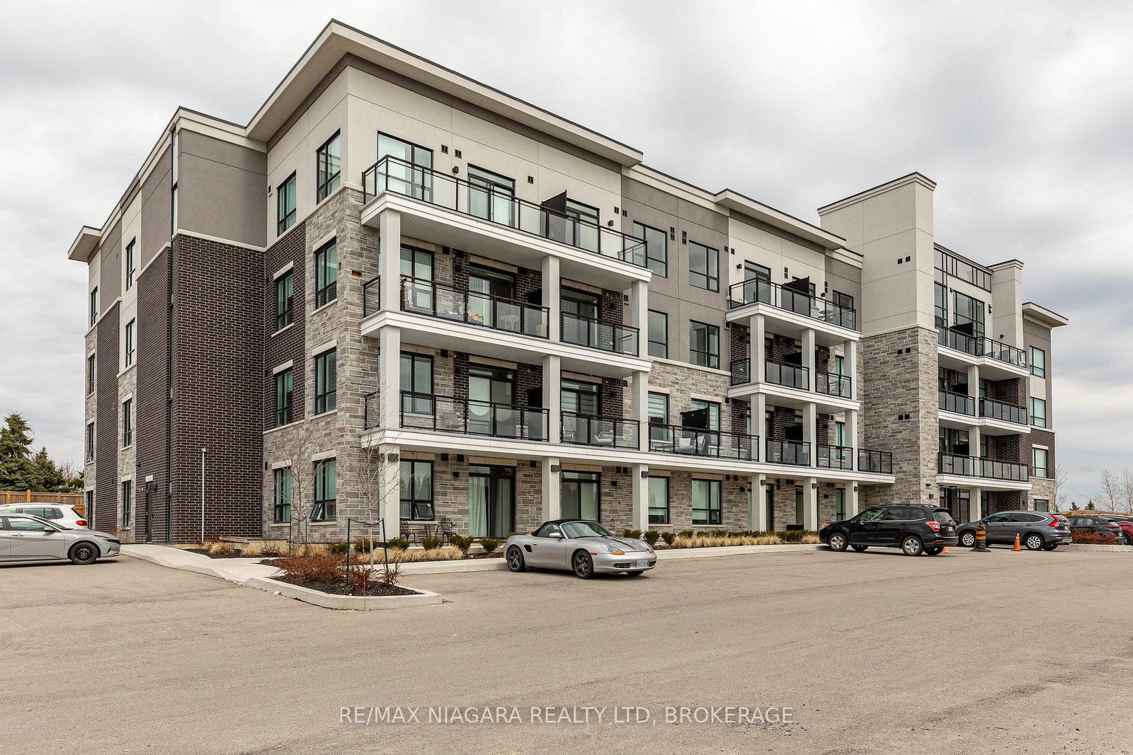 120-springvalley-crescent-hamilton-ontario-x13040308