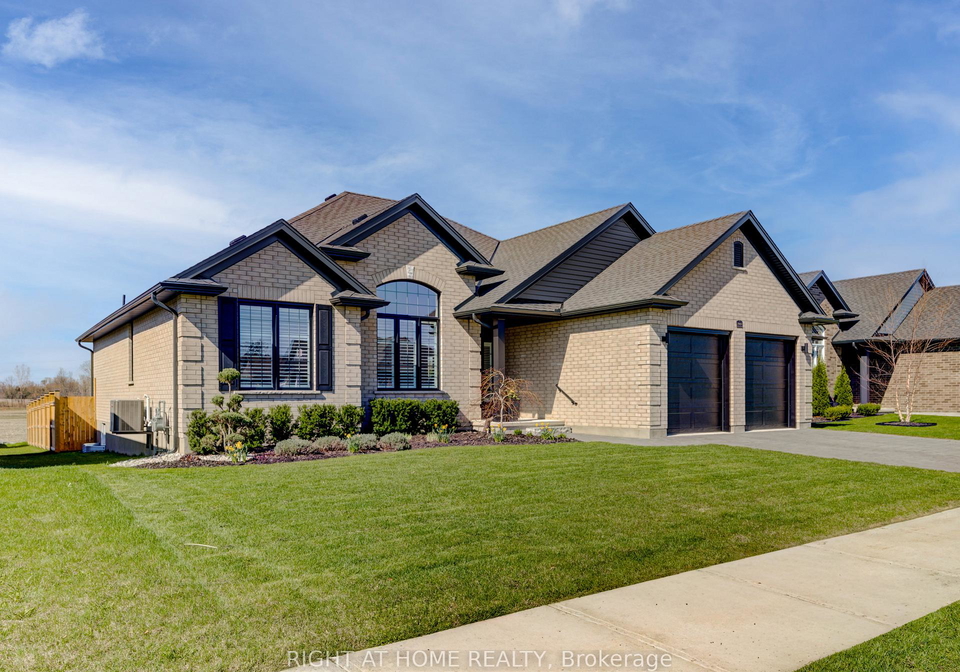 2043-lockwood-crescent-strathroy-caradoc-ontario-x13040454