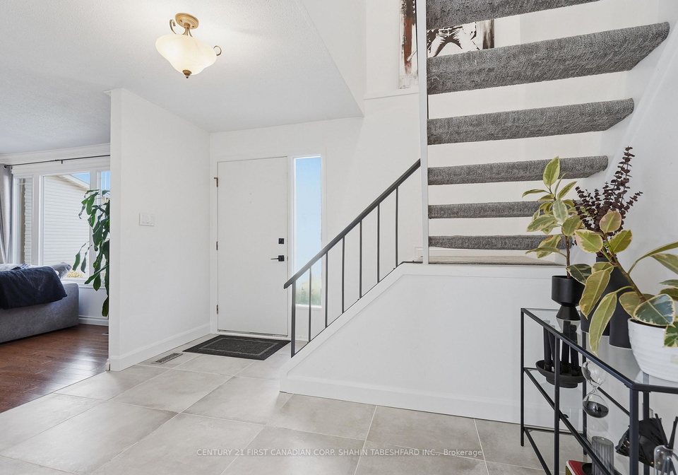 45-cottonwood-crescent-london-north-ontario-x13040862