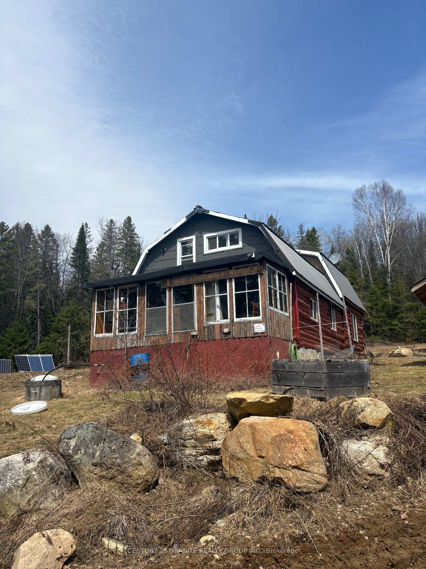 1079-north-mackenzie-lake-road-south-algonquin-ontario-x13040890