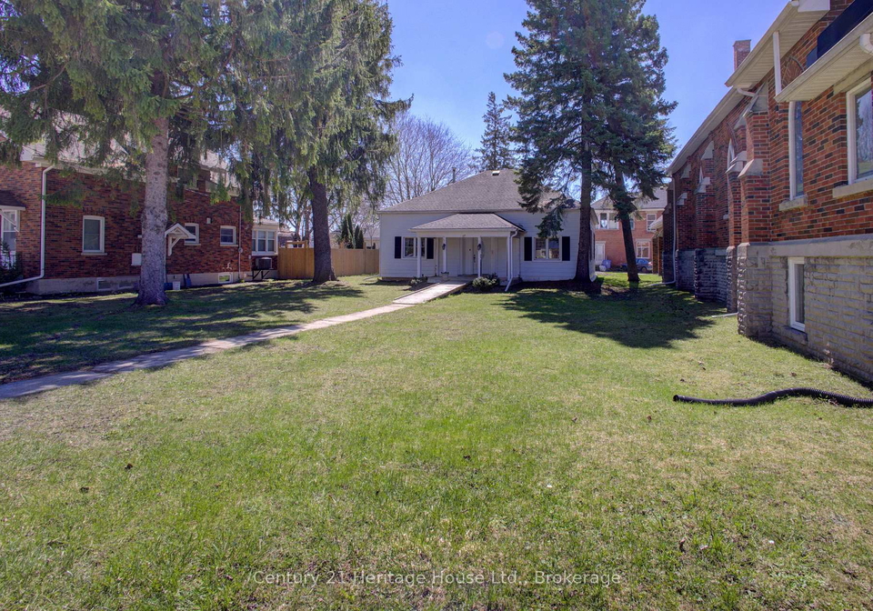 221-lambton-street-e-west-grey-ontario-x13040940