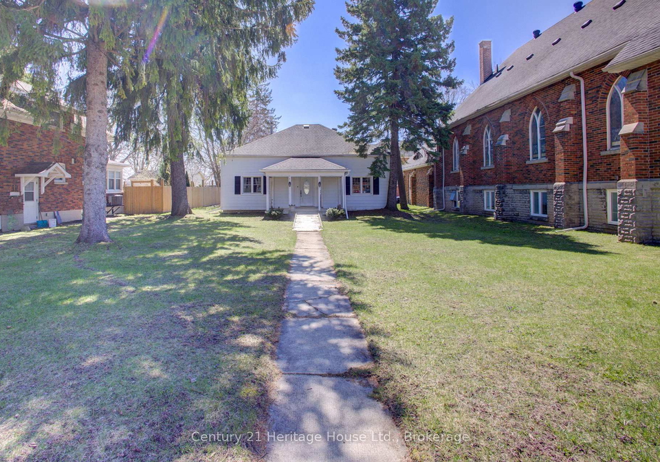 221-lambton-street-e-west-grey-ontario-x13040940