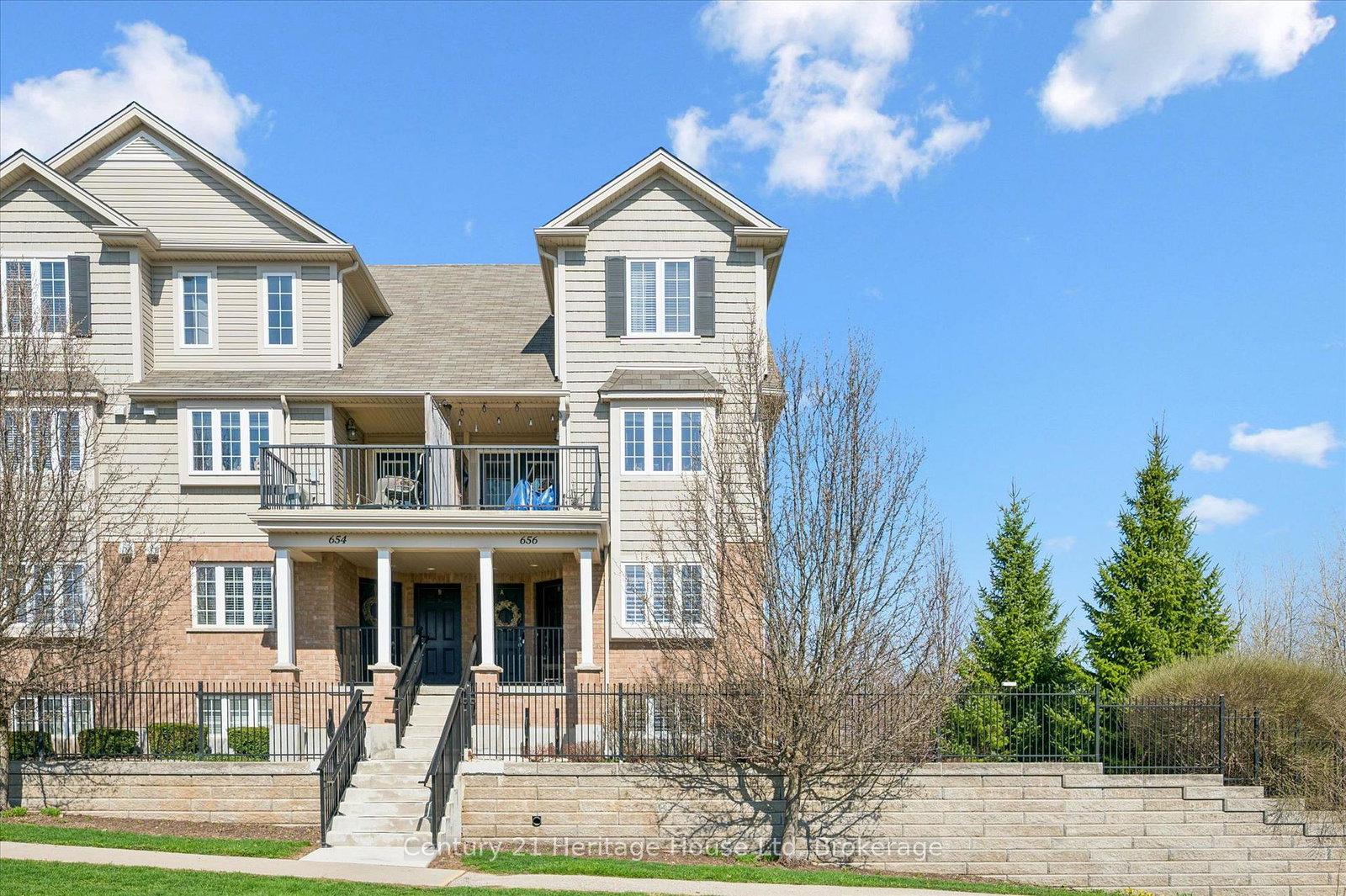 656-woodlawn-road-e-guelph-ontario-x13041022