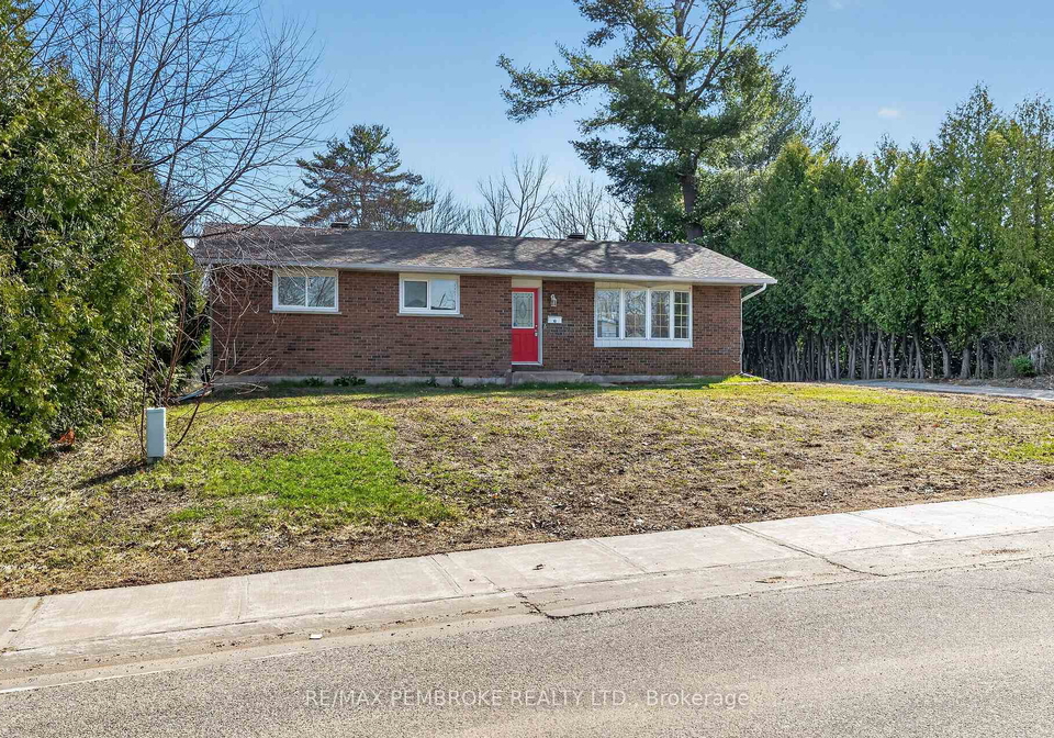 10-algonquin-street-petawawa-ontario-x13041046