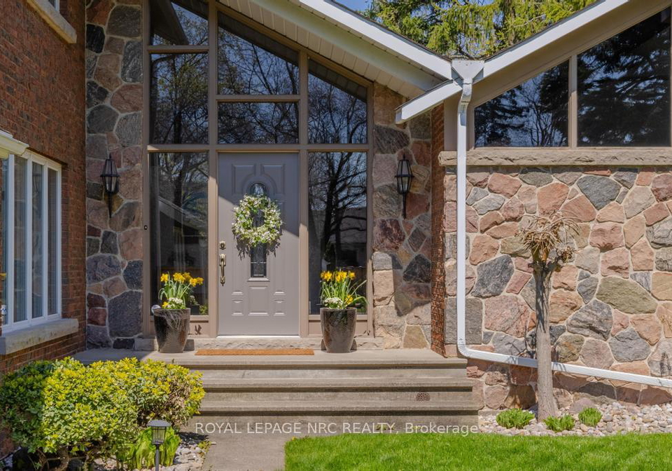 4-maplewood-drive-st-catharines-ontario-x13041054