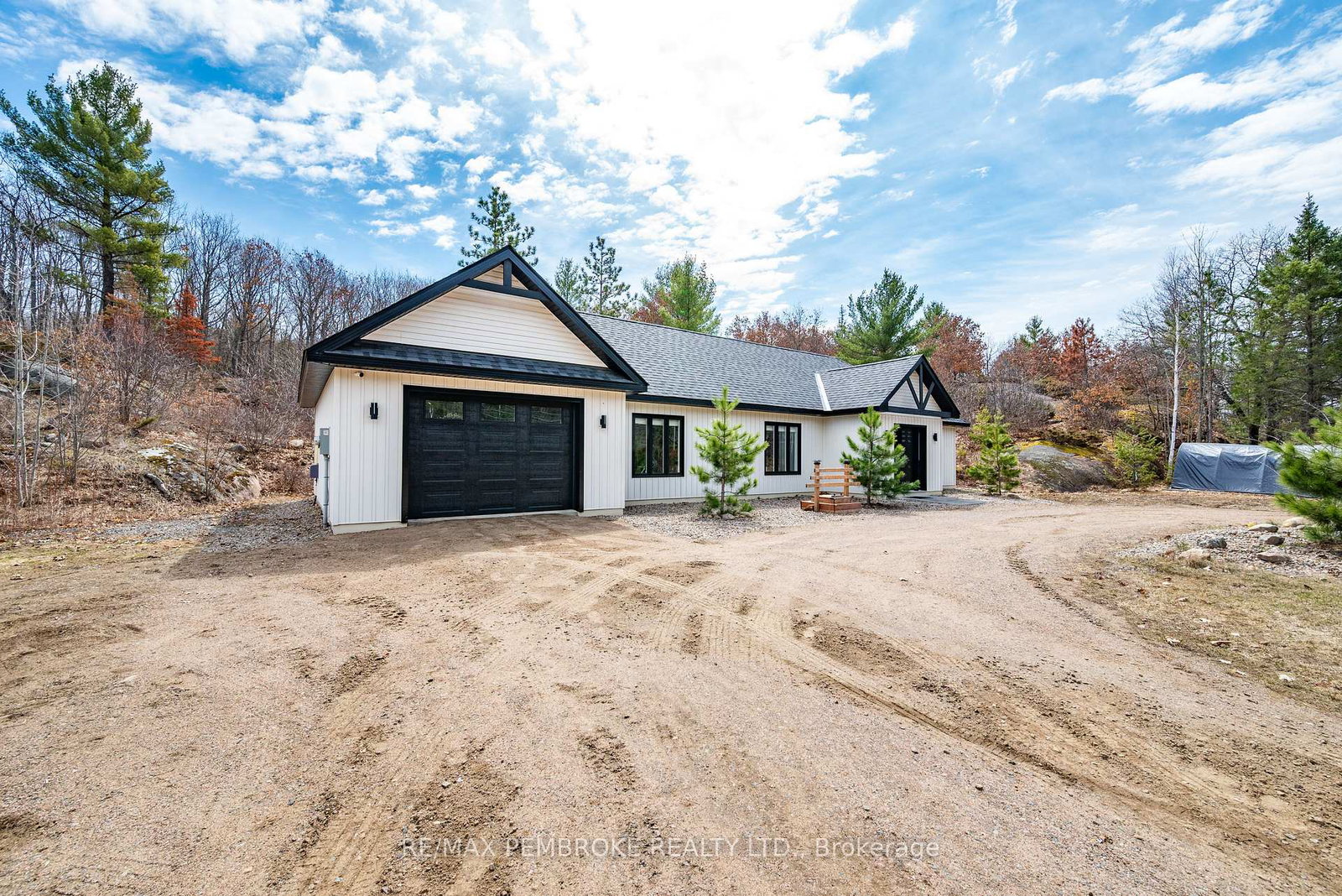 41948-combermere-road-madawaska-valley-ontario-x13041226