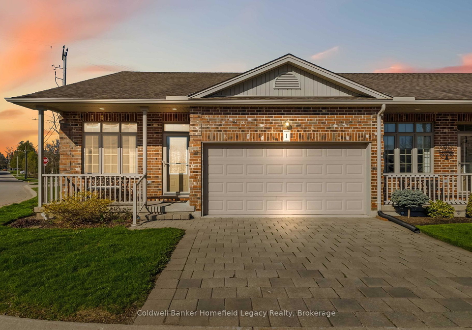 220-walnut-street-lucan-biddulph-ontario-x13041276