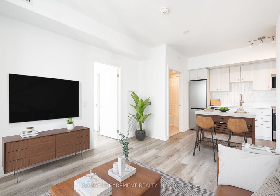 15-wellington-street-s-kitchener-ontario-x13041370