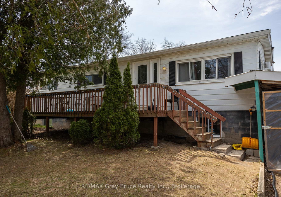 9-hector-street-south-bruce-peninsula-ontario-x13041550