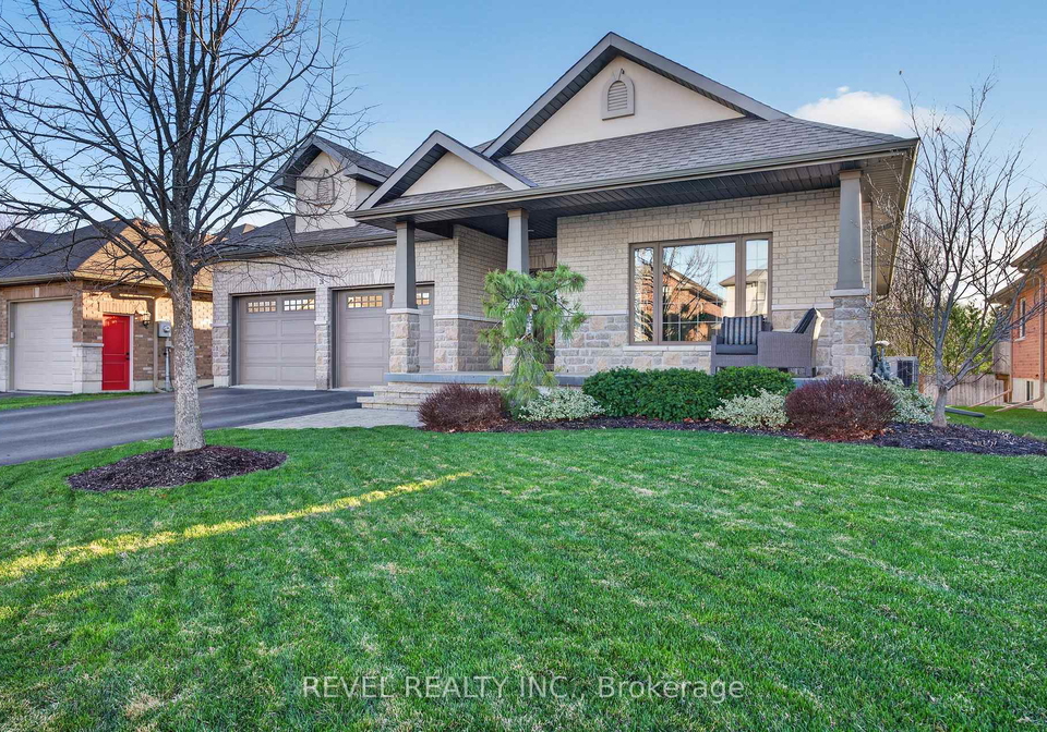 26-scenic-drive-belleville-ontario-x13041836