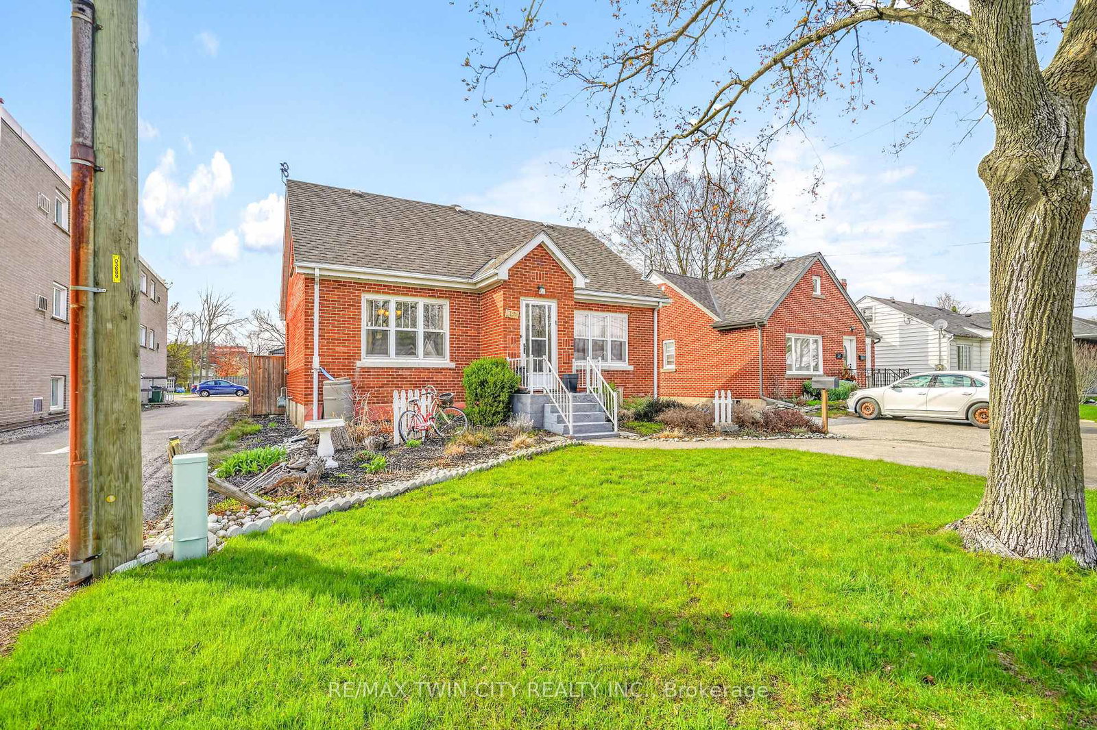 32-fulton-street-brantford-ontario-x13041884