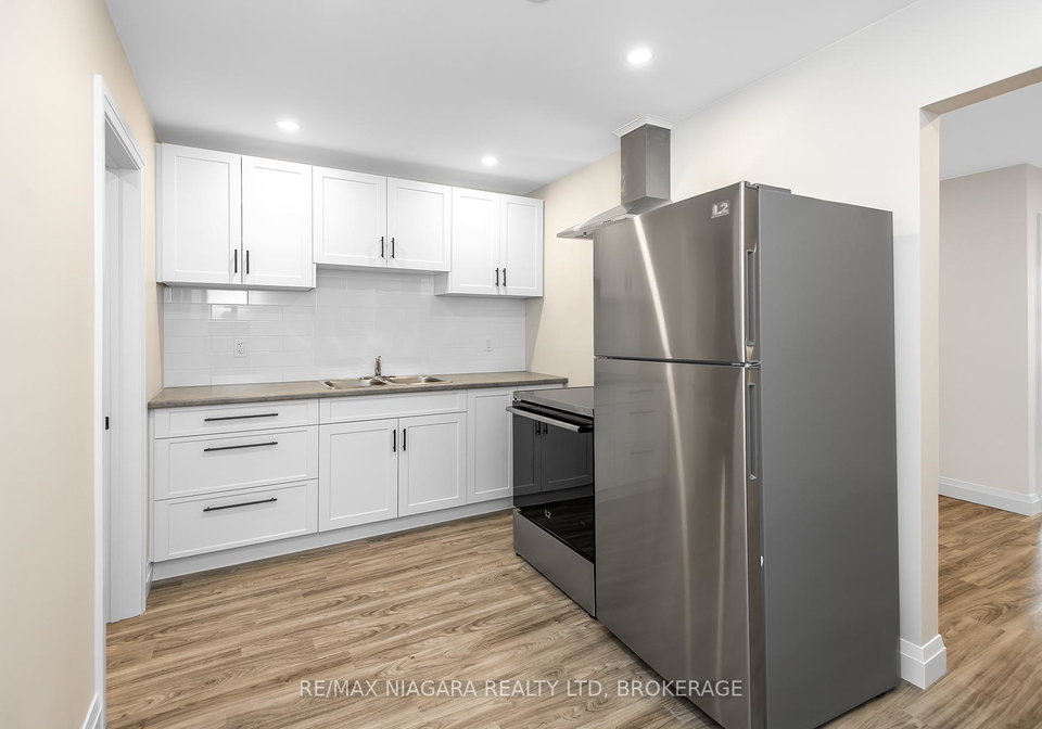 264-west-street-port-colborne-ontario-x13041894